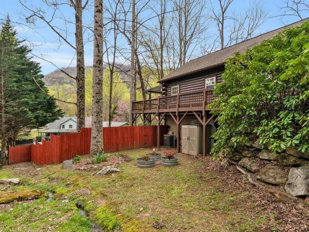 Villa Soco Serene Cabin In The Heart Of Maggie Valley Exterior foto