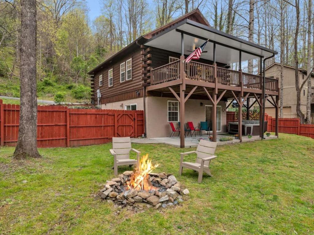 Villa Soco Serene Cabin In The Heart Of Maggie Valley Exterior foto